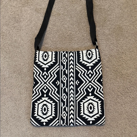 Stylish Black and White Patterned Crossbody Bag - Picture 1 of 10